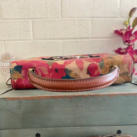PATRICIA NASH FLORAL LEATHER TOTE NWOT - Picture 5 of 11